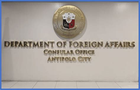 DFA Consular Office in Antipolo suspends operations .